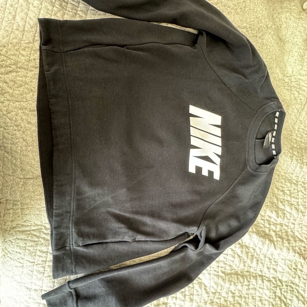 Nike Women’s Black Crewneck Sweater